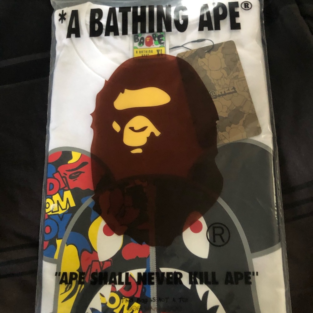 Bape x medicom toy shark camo tee